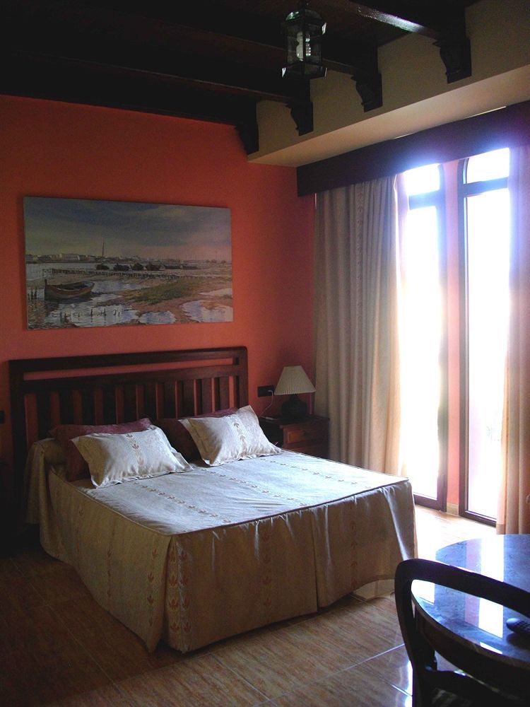 Hotel Pinomar Эль-Пуэрто-де-Санта-Мария Экстерьер фото